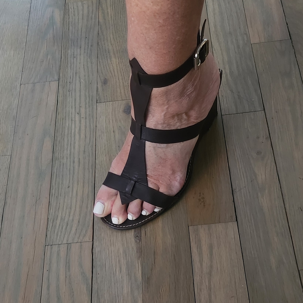 Elegant Black Strappy Women's Sandals